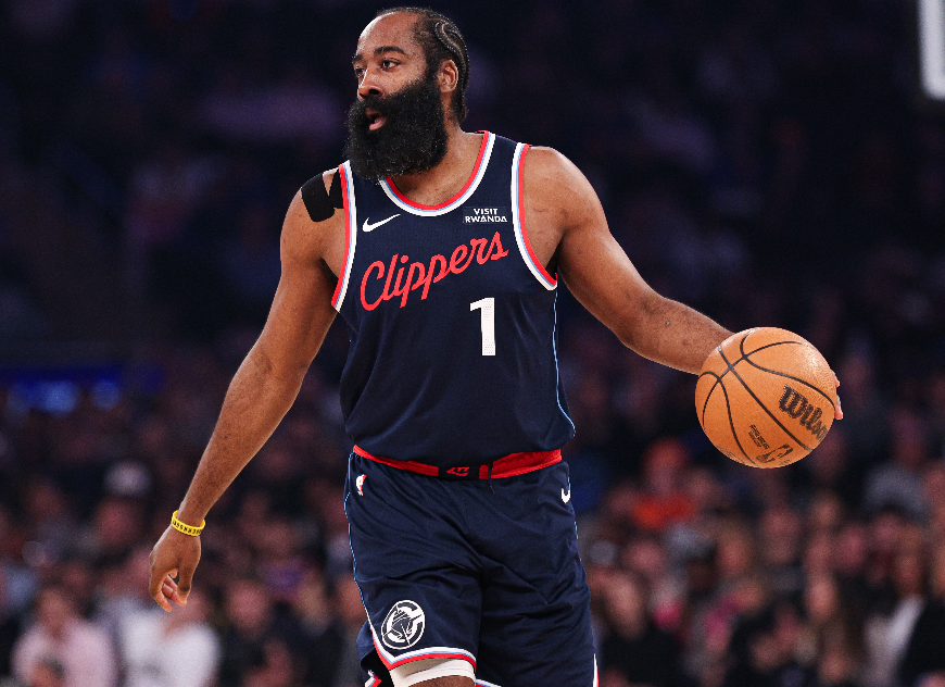 开云官网-快船加时121-117险胜猛龙 球员评价：5人优秀，3人及格，3人低迷